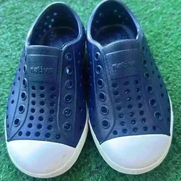 Native - Picture 2 of 7